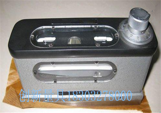 光学合像水平仪